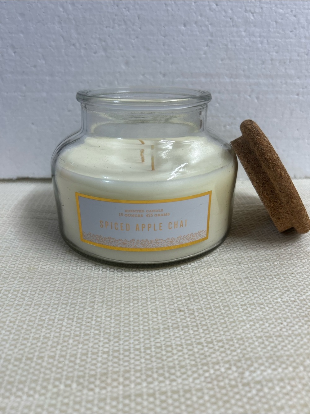 Spiced Apple Chai Scented Candle - White